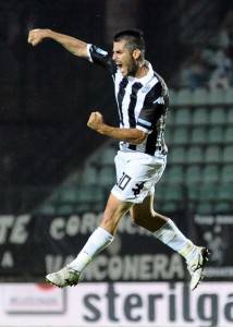 AC Siena v FC Crotone - Serie B