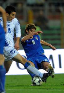 Bunoza in contrasto con Poli - Getty Images