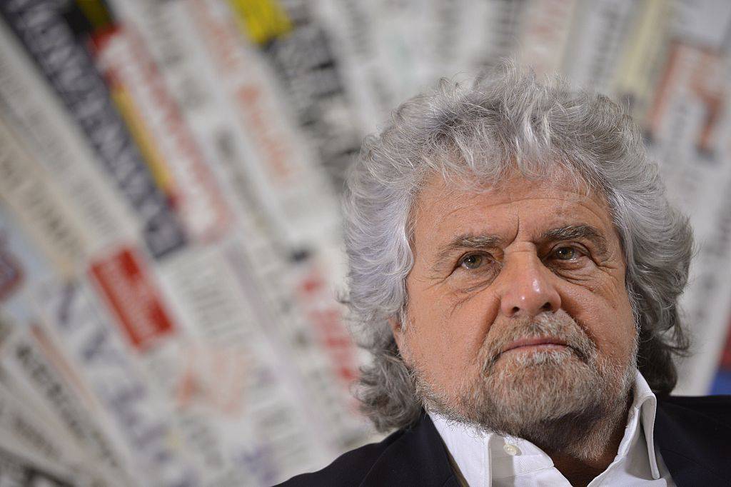 Beppe Grillo reddito cittadinanza