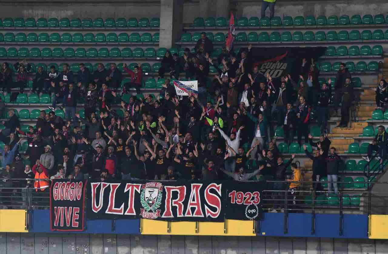 Crotone Vrenna squalifica ricorso Giudice Sportivo Cosenza Serie B