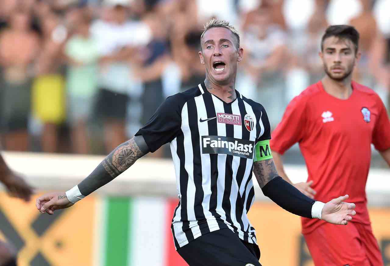 Calciomercato Ascoli Ardemagni Pulcinelli Frosinone rinnovo Serie B