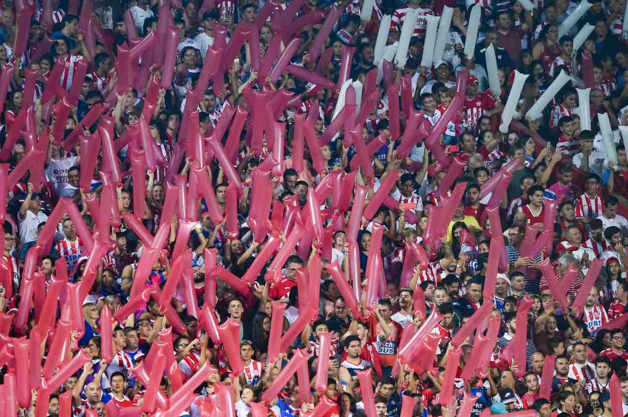 Tifosi rissa Argentina partita sospesa