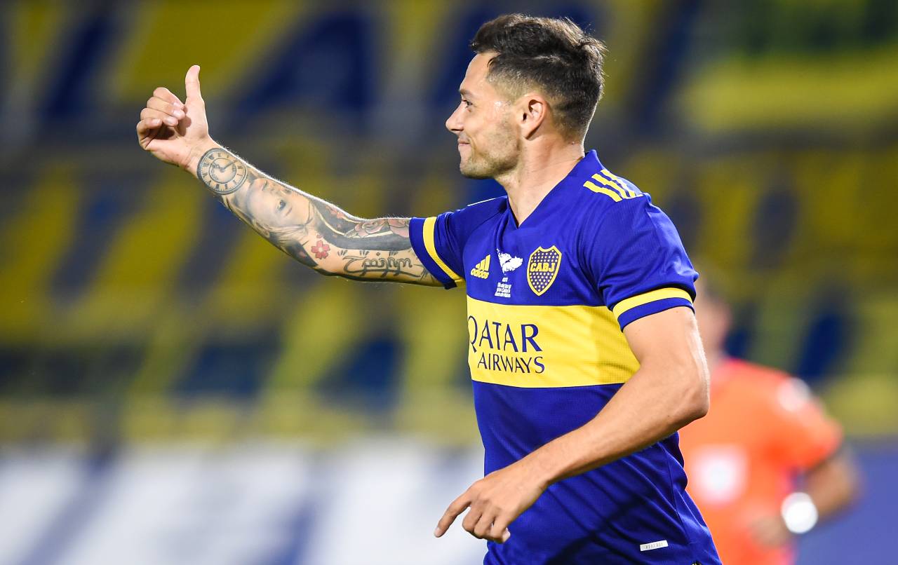 Calciomercato, Zarate in Serie B | La pazza idea dopo l'addio al Boca