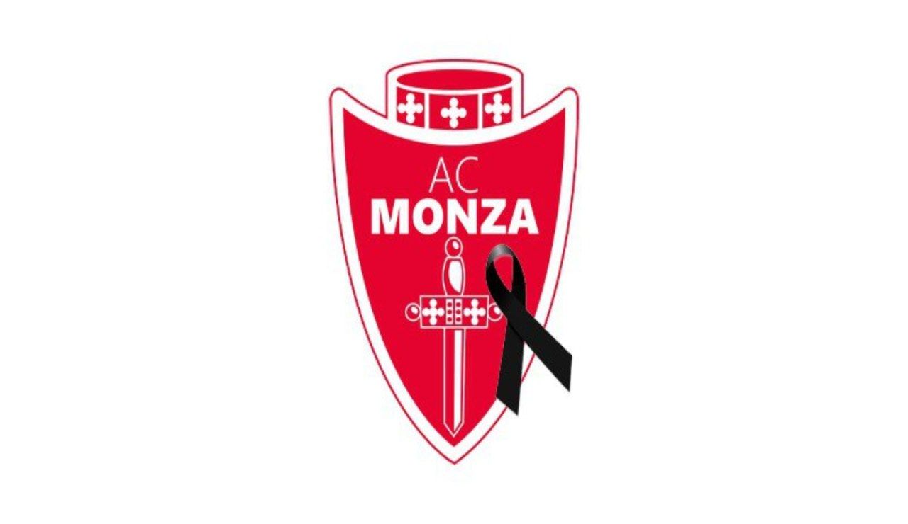 Il logo del Monza col lutto