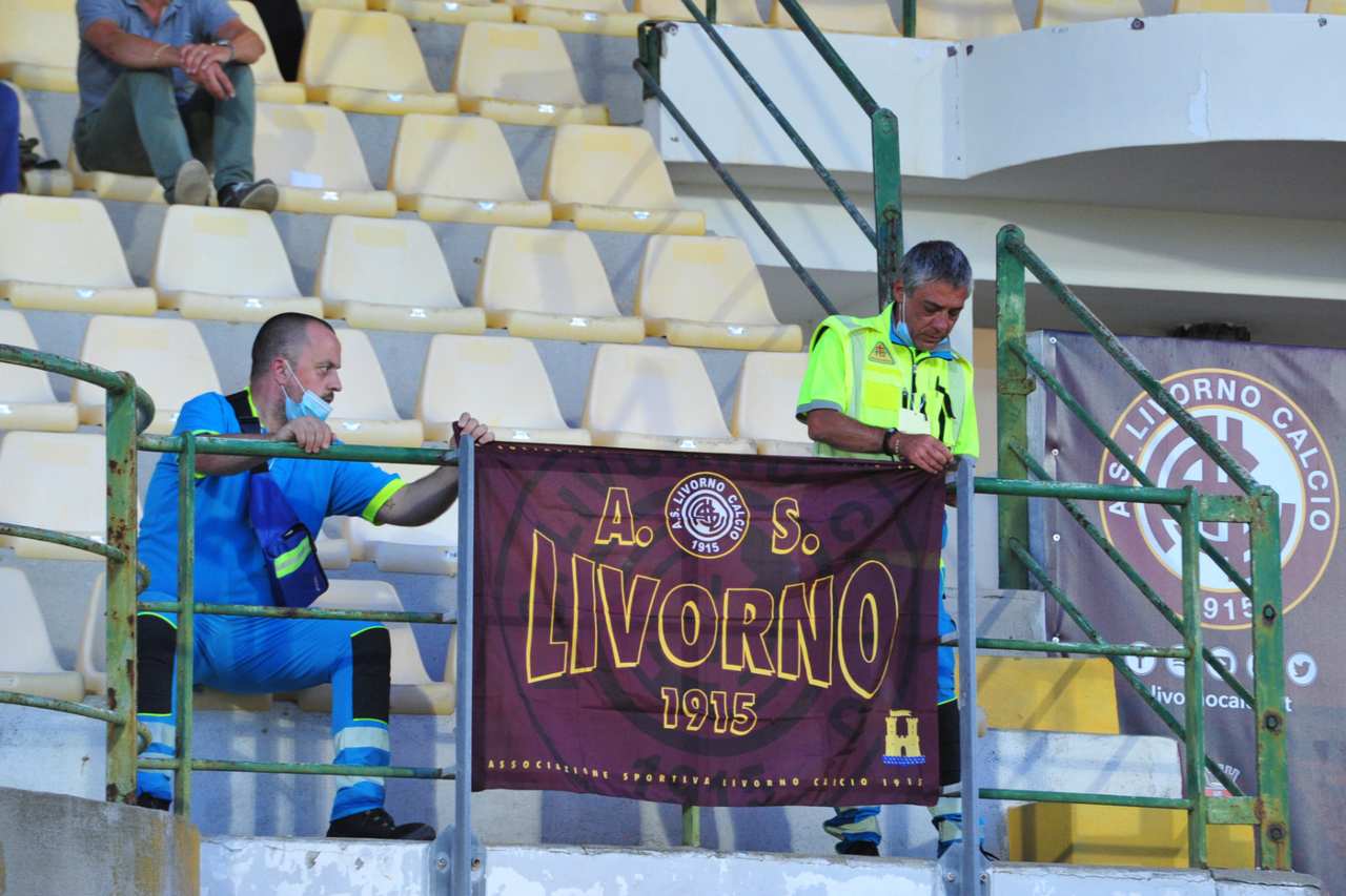 livorno squalifica