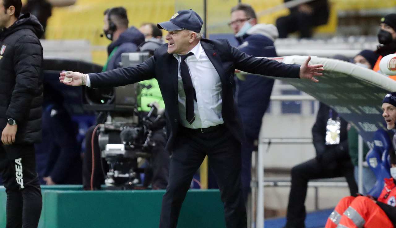 Giuseppe Iachini dà indicazioni