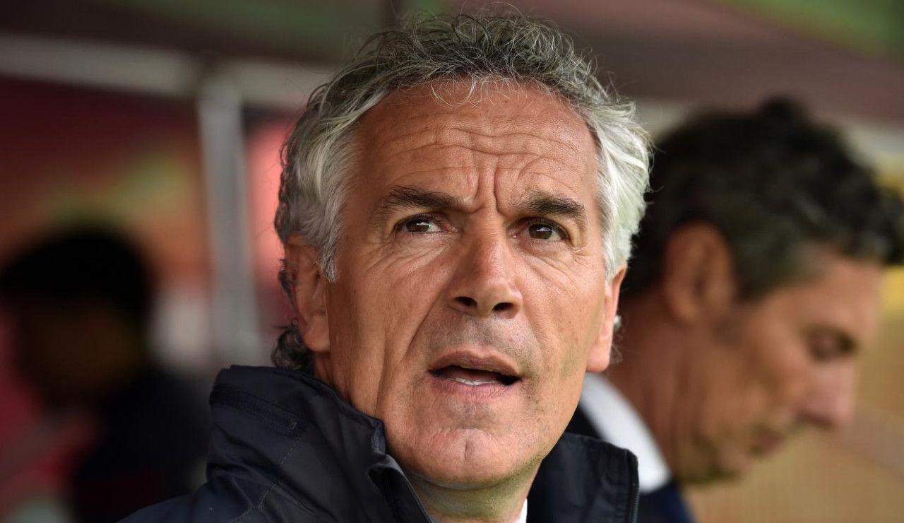 Roberto Donadoni attento