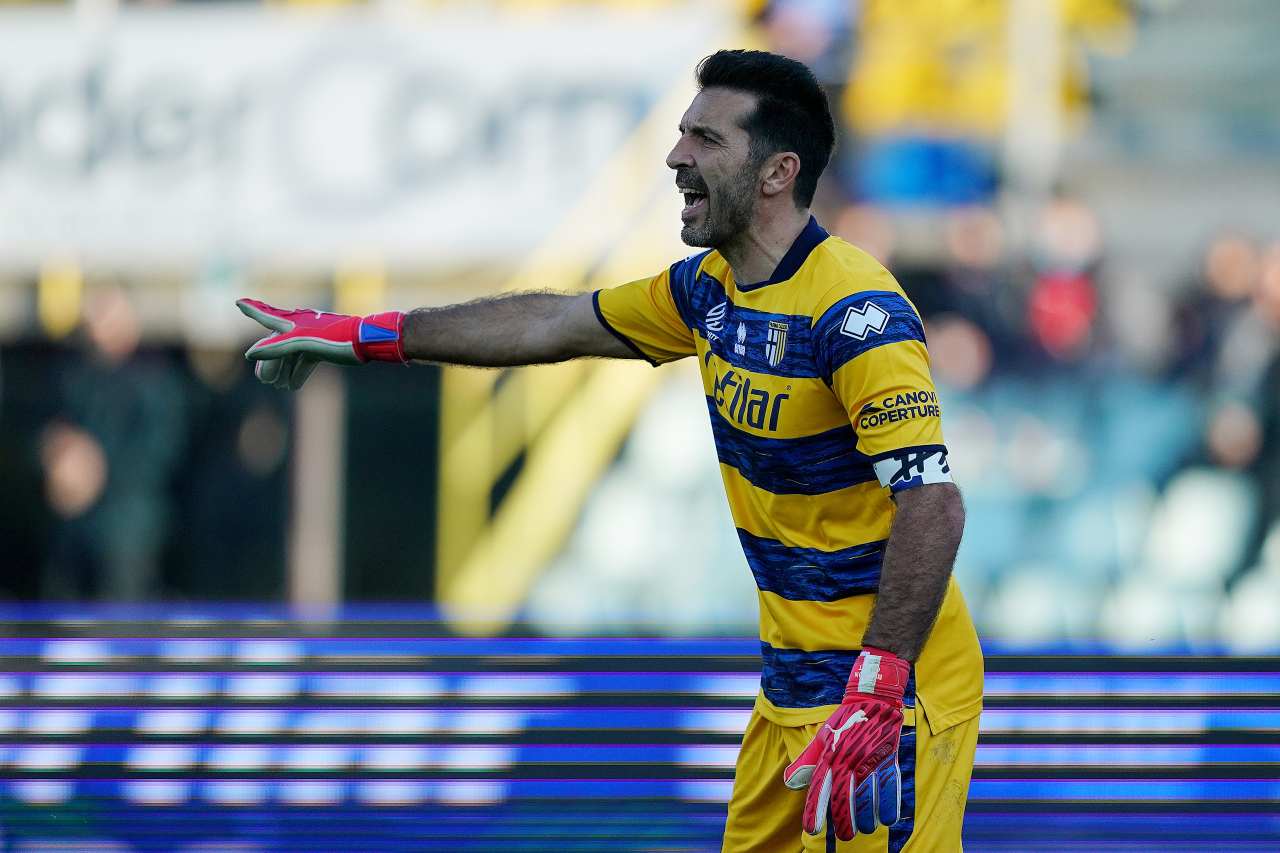 Buffon Rinnovo Peralta Parma