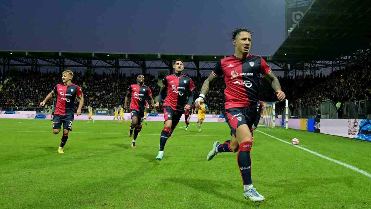 HIGHLIGHTS | Succede tutto nel finale: Lapadula riprende il Frosinone. Genoa sconfitto