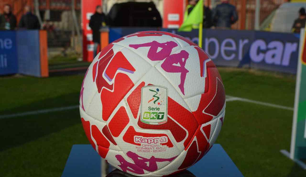 Pallone Serie B