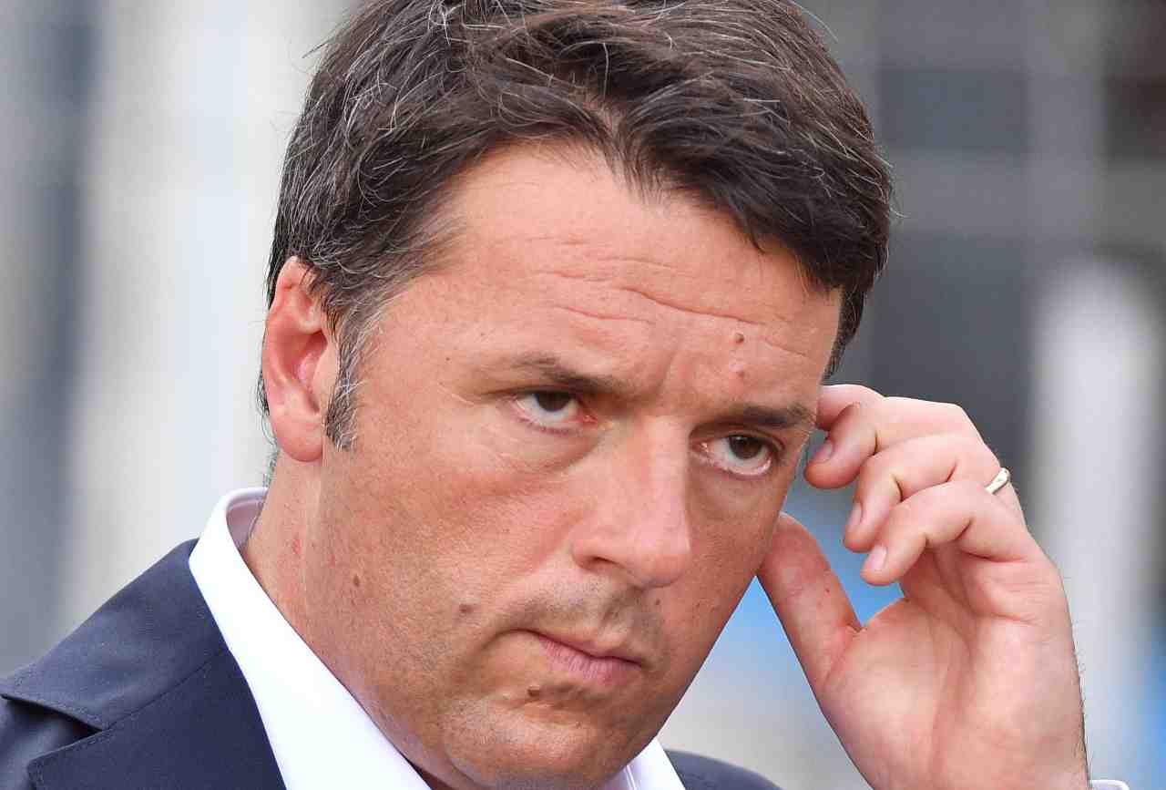 Decreto salva calcio, Renzi duro: "È immorale, una vergogna"