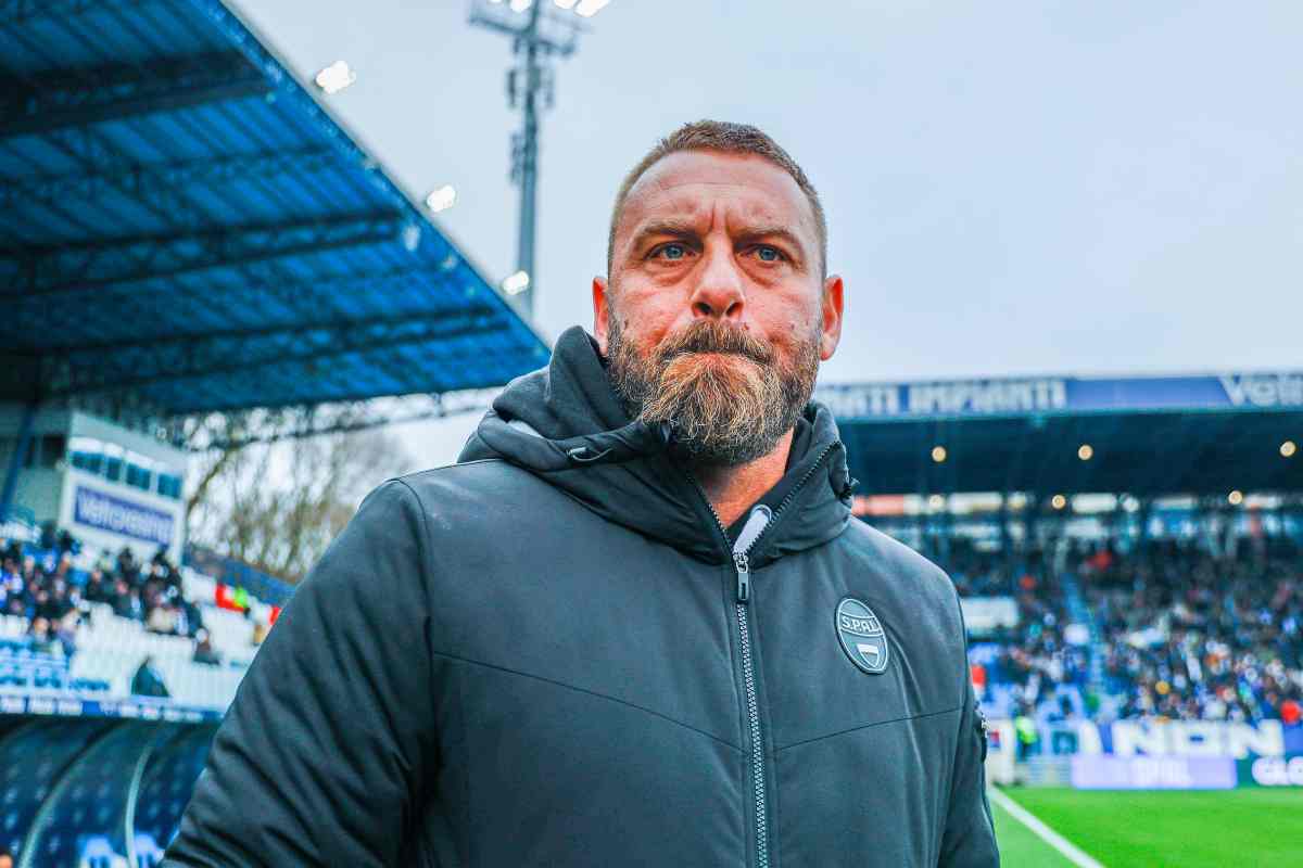 Esonero ufficiale per De Rossi: Oddo prende il suo posto