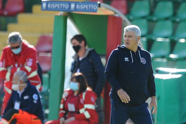 Gallo si dimette, il Foggia ha scelto Somma