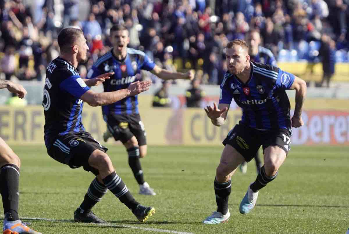 Pisa-Palermo, parità in Serie B