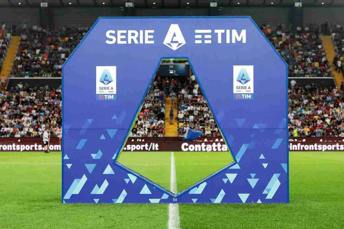 Serie A: un club fuori dalla zona calda può retrocedere
