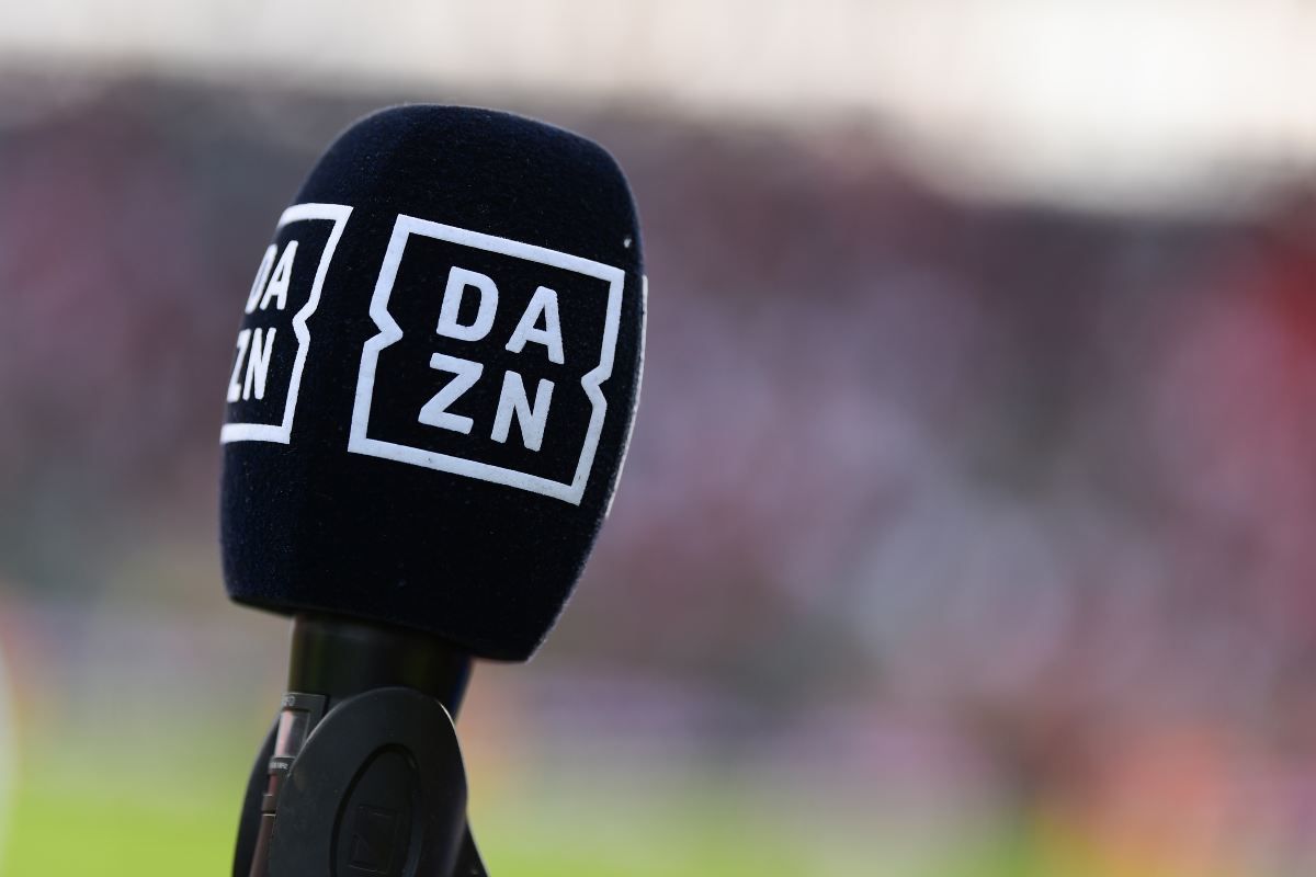 Decibel Bellini scoppia a piangere in diretta DAZN