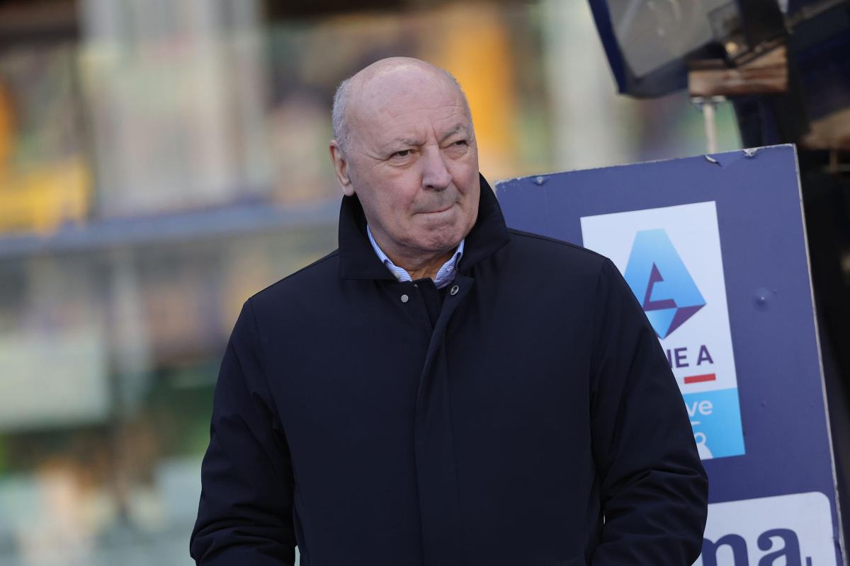 Beppe Marotta a labbra serrate