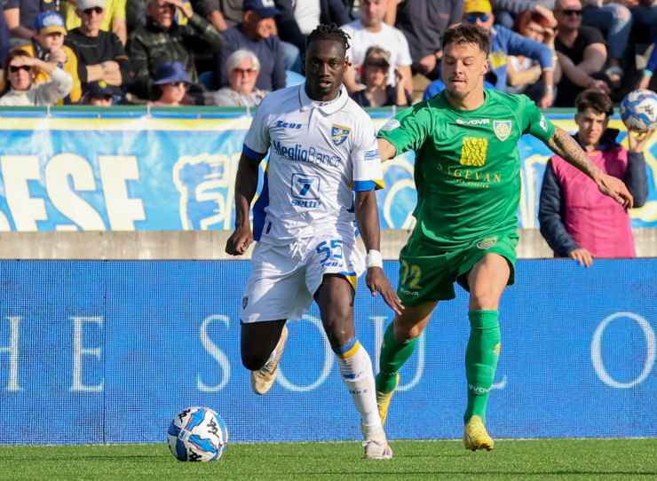 Ebrima Darboe in azione col Frosinone