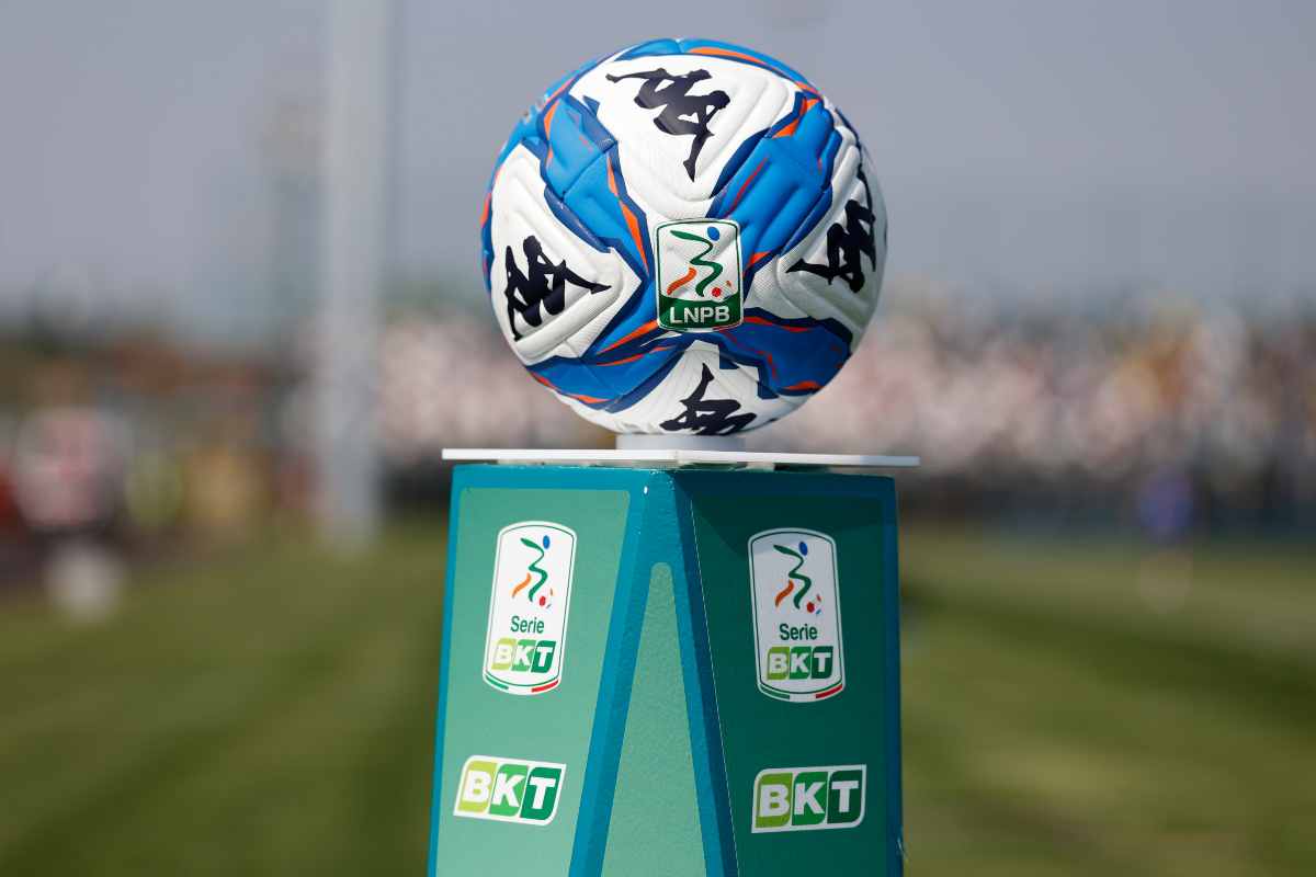 Pallone della Serie B 2024-2025