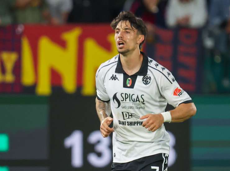 L'attaccante dello Spezia Salvatore Elia