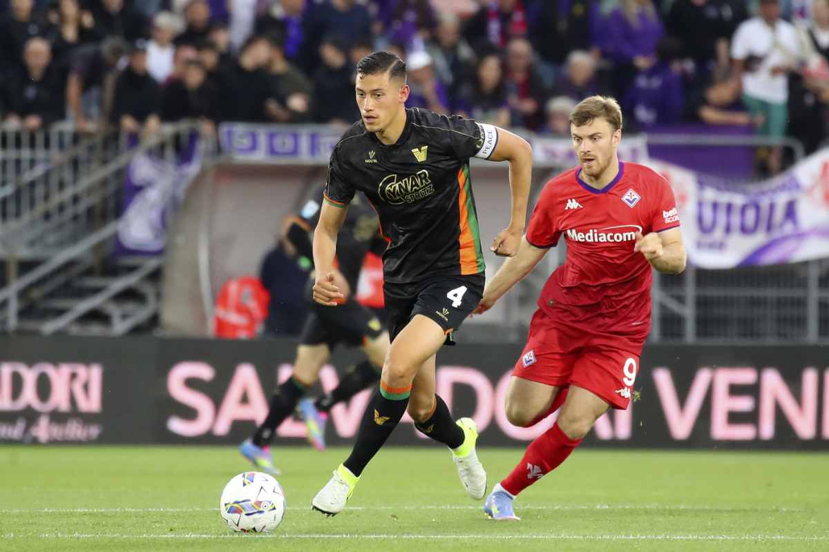 Jay Idzes in una partita del Venezia